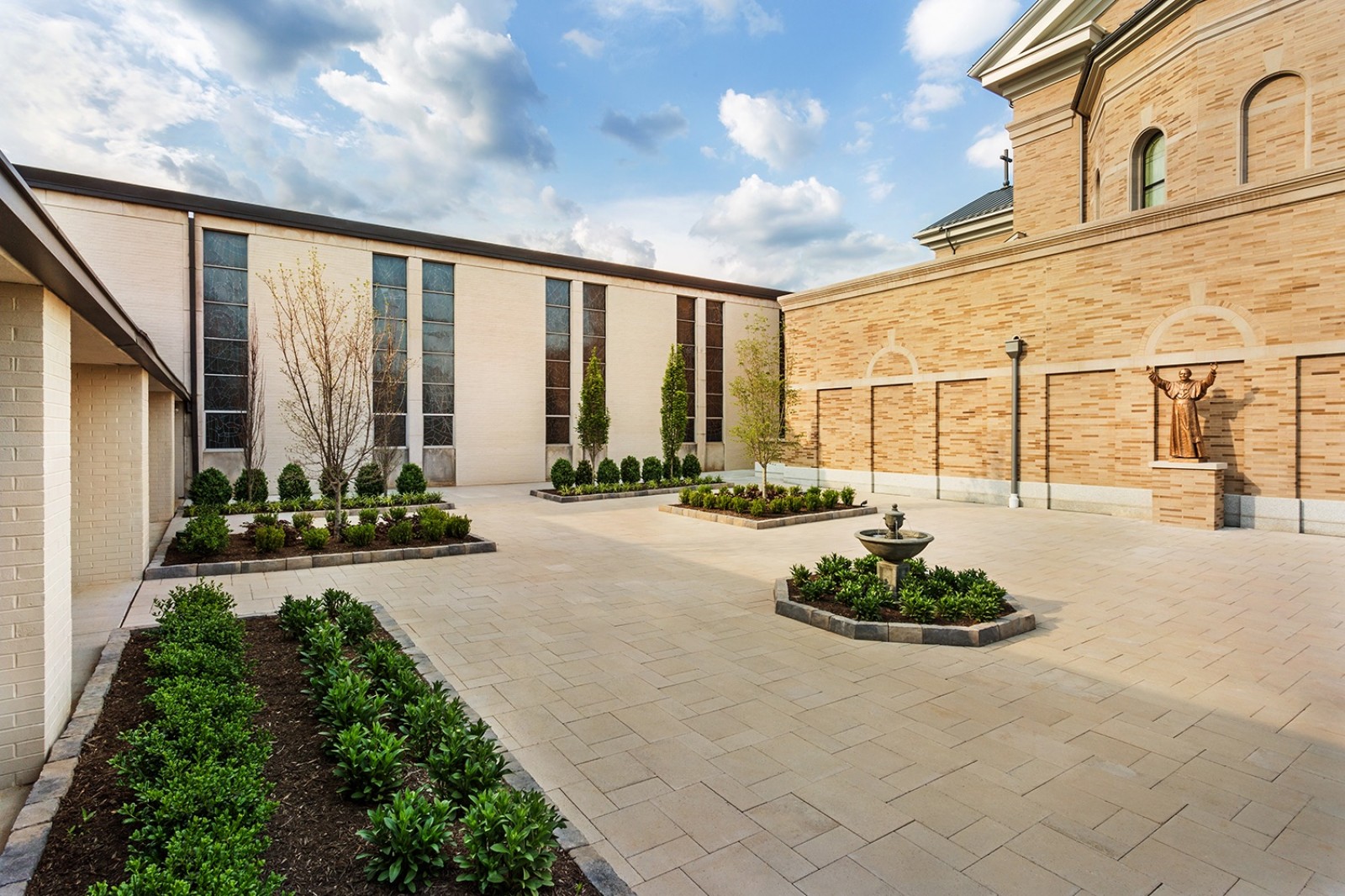 Sacred Heart Cathedral - Garden
